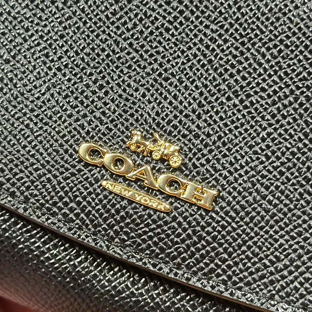 NWOT COACH SLIM ENVELOPE WALLET